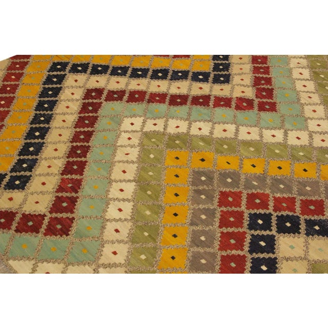 1990s 1990s Kilim Gray Beige Wool Rug - 5'2" X 6'8" For Sale - Image 4 of 7