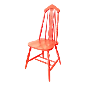 Spindle Back Pink Chair