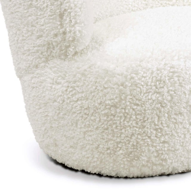 Traditional Regina Andrew Myra Boucle Faux Wool Swivel Chair, White For Sale - Image 3 of 7