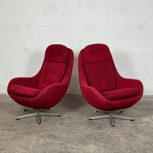 Vintage Burgundy Swivel Chair from Up Závody, 1960s For Sale - Image 9 of 11