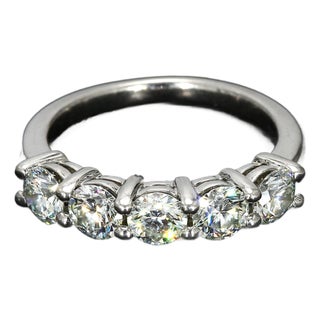 1.5ctw Natural Round Brilliant Diamonds in a Five-Stone Platinum Wedding Ring, Size 6.5 For Sale