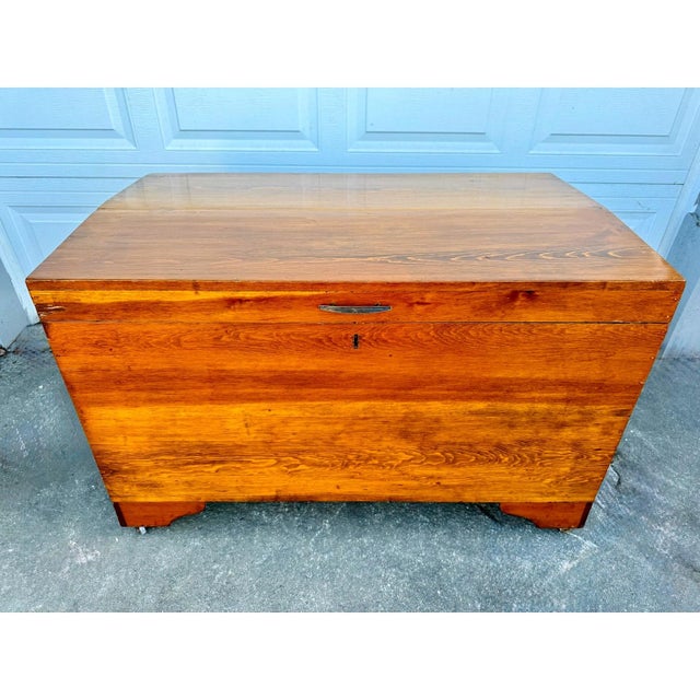 Farmhouse Vintage Wooden Hope Chest W/ Yale Lock – Solid Wood Blanket Chest on Casters For Sale - Image 3 of 17