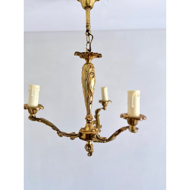 Rococo Louis XV Cast Brass Three-Light Chandelier, France, 1940s For Sale - Image 3 of 16