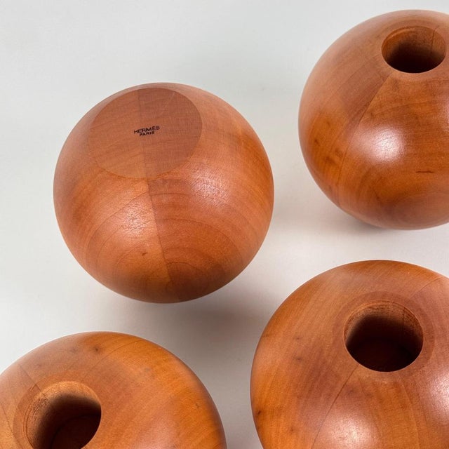 Spherical Pearwood Candleholders attributed to Bottega Ghianda for Hermès, 1970s, Set of 4 For Sale - Image 13 of 14