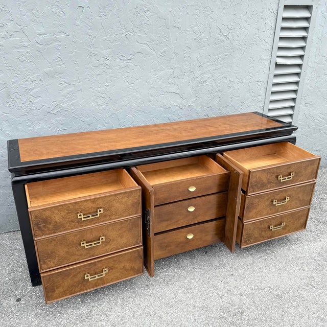 Chinoiserie Vintage Chinoiserie Burlwood and Black Dresser by Centruy For Sale - Image 3 of 12