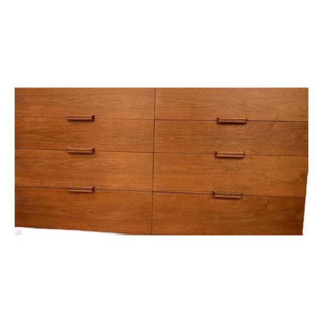 1950s Ramseur Mid Century Modern 8 Drawer Dresser For Sale