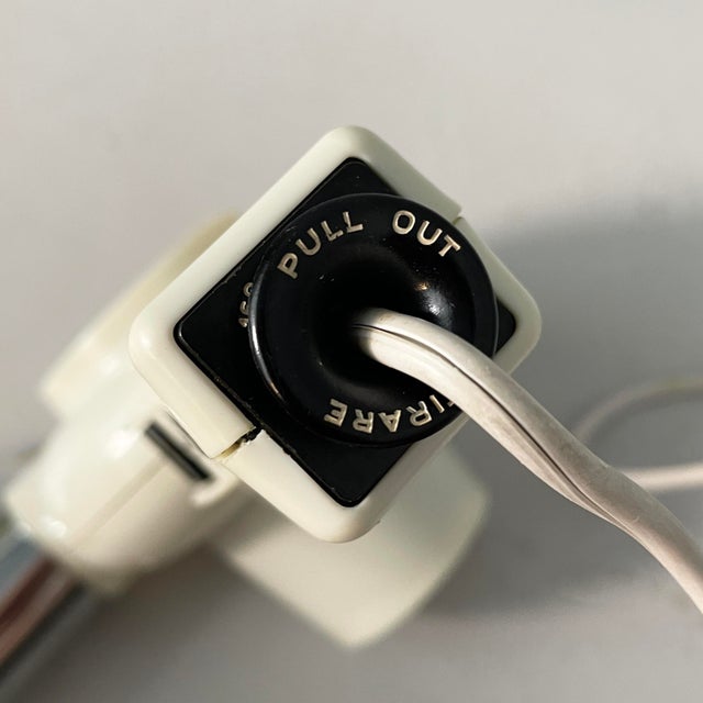 Italian Modern White Plastic and Metal Hair Dryer by Elchim, 1970s For Sale - Image 13 of 16