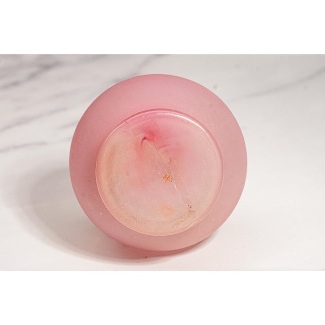 Bohemian Style Victorian Antique Hand Blown Pink Art Glass Vase For Sale - Image 9 of 9