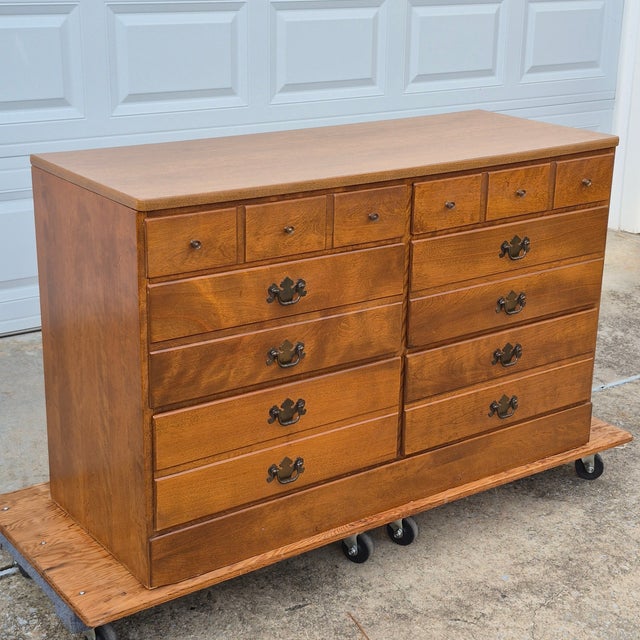 1970s Ethan Allen Baumritter American Made Maple 6-Drawer Dresser Chest For Sale - Image 18 of 18