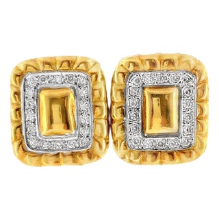 1990s Pair of Rudolf Friedmann Vintage 18k Diamond Earrings For Sale
