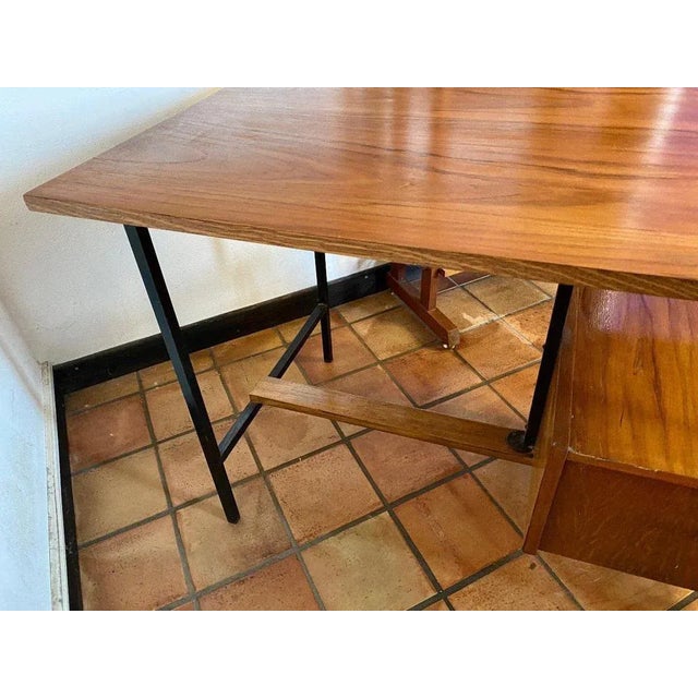 Vintage Modern Desk, 1950 For Sale - Image 6 of 12