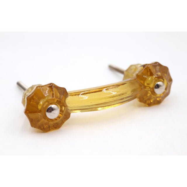Traditional Pair of Vintage 4.25 In. Amber Glass Bridge Cabinet Pulls For Sale - Image 3 of 6