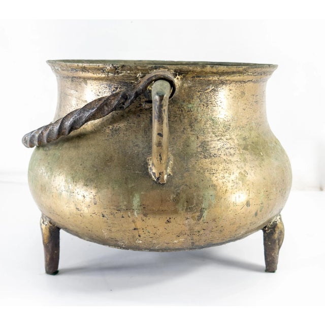 17th Century European Heavy Bronze Posnet Cook or Stew Pot For Sale - Image 4 of 13