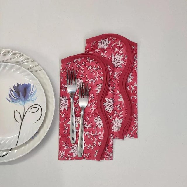 Not Yet Made - Made To Order Handmade Scalloped Pink and White Flower Napkins with Dark Pink Piping - Set of 4 For Sale - Image 5 of 8