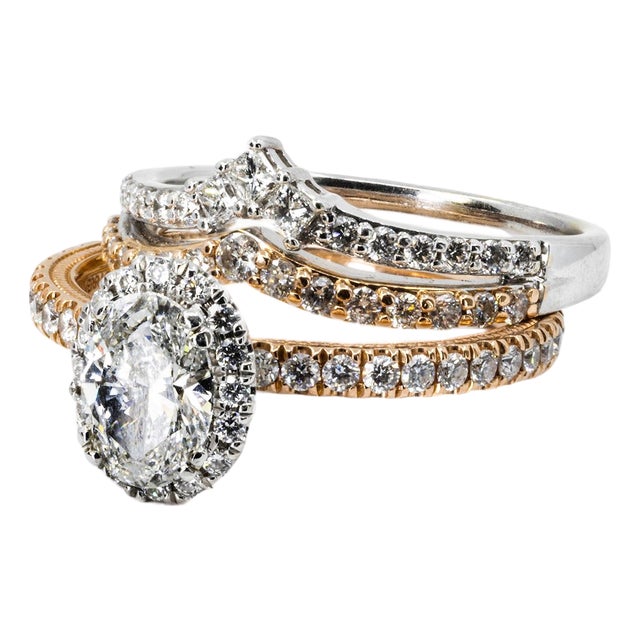 Late 20th Century Pair of 0.90 Oval F SI2 GIA Verragio Wedding Set For Sale