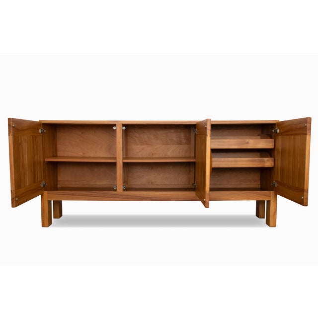 Mid-Century Modern Vintage 1970s Solid Elm Sideboard by Maison Regain, France For Sale - Image 3 of 9