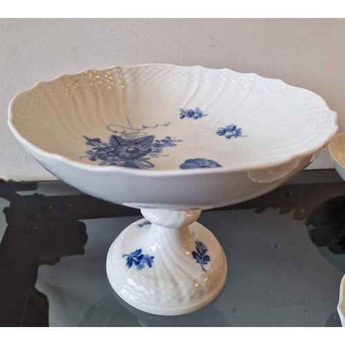 Tea Service from Royal Copenhagen, Set of 26 For Sale - Image 14 of 16