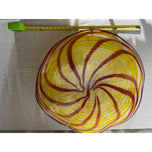 1970s Large Mid-Century Modern Vintage Hand Blown Italian Glass Centerpiece Platter For Sale - Image 5 of 7