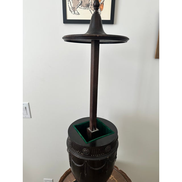 Early 19th Century Regency Style Mahogany Cutlery Urn For Sale In Phoenix - Image 6 of 10