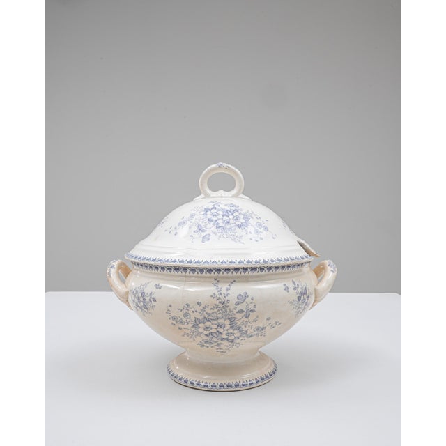 20th Century Dutch Special Edition Porcelain Tureen With Lid For Sale - Image 16 of 18
