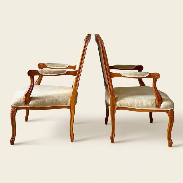 Wood Louis XV Revival Rococo Style Beech Armchairs, England, 1950s, Set of 2 For Sale - Image 7 of 17