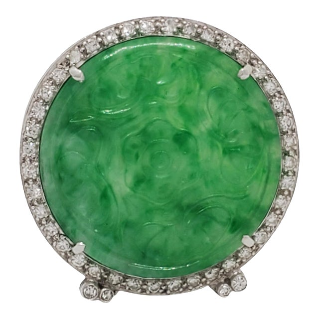 Carved Green Jade and Diamond Platinum Brooch For Sale