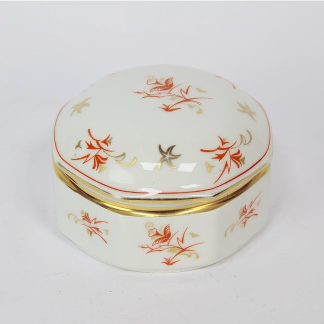 Art Deco Porcelain Box, Bavaria, 1930s For Sale - Image 6 of 6