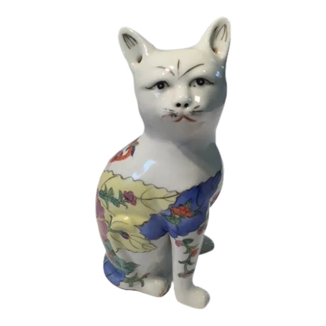 Mid 20th Century Chinese Tobacco Leaf Porcelain Cat For Sale