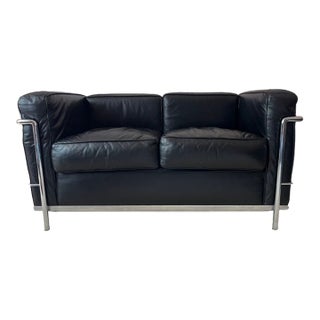 1987 Cassina Lc2 Black Leather Loveseat — Le Corbusier / Jeanneret / Perriand (Documented) For Sale