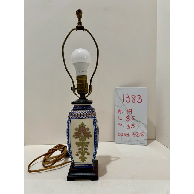 Vintage Blue and White Floral Porcelain Table Lamp on Wood Base For Sale - Image 10 of 10