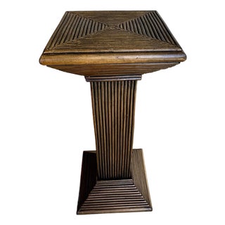 Vintage Dark-Stained Pencil-Reed Rattan Pedestal / Plant Stand / Drink Table For Sale