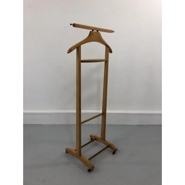 Wood Mid-Century Italian Beech and Brass Suit Rack from Fratelli Reguitti, 1950s For Sale - Image 7 of 16