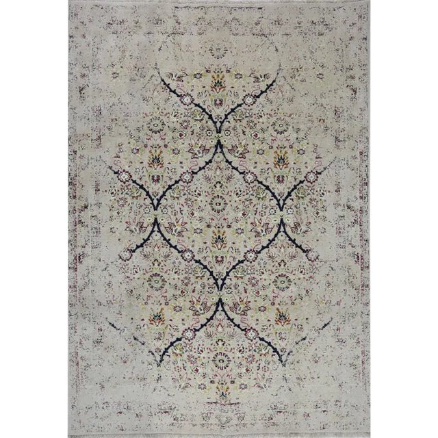Persian Shiraz Area Rug 6'6"x9'4" For Sale