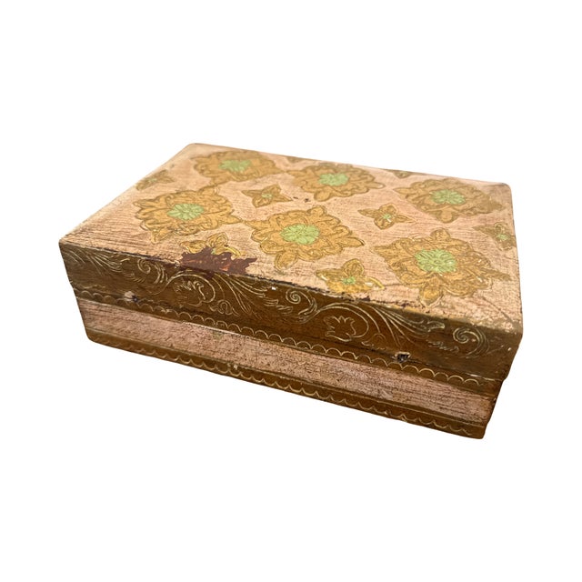 Vintage Italian Florentine Hand Painted Gilt Wood Keepsake Box For Sale - Image 4 of 9