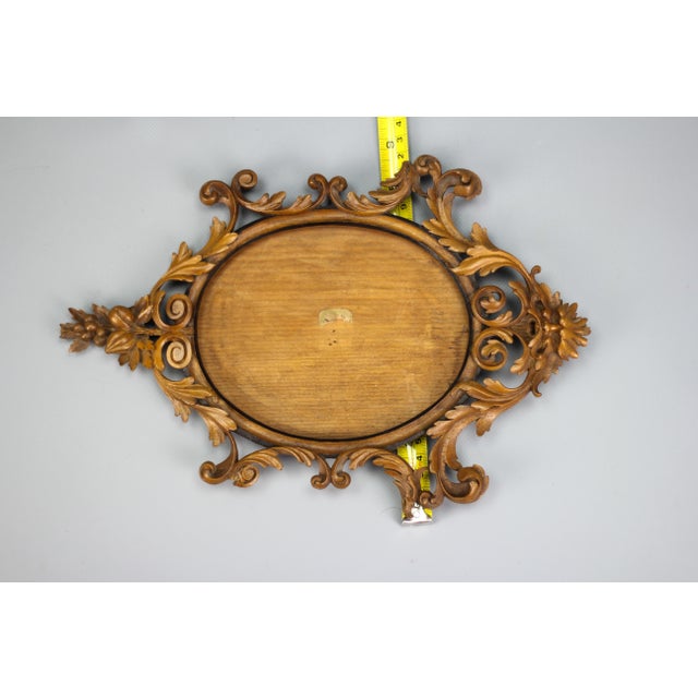 Late 19th Century Carved Walnut Oval Picture Frame, France, 1890s For Sale - Image 17 of 18