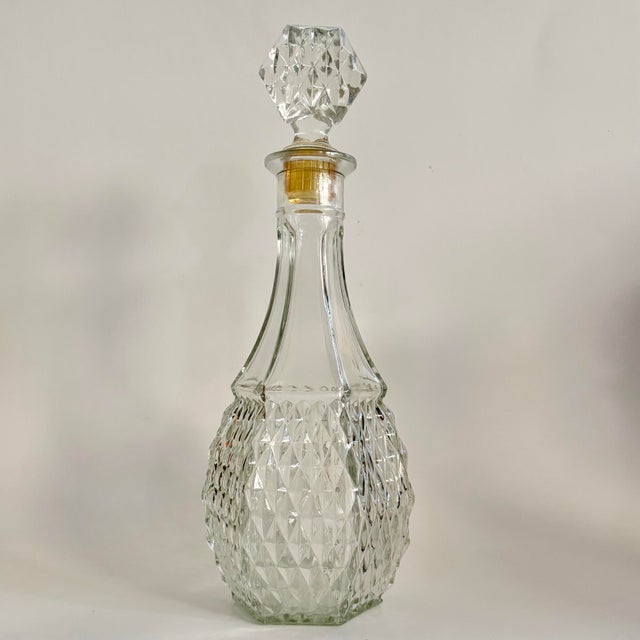1970s Vintage Anchor Hocking Wexford Diamond Point Glass Decanter With Stopper For Sale - Image 5 of 11