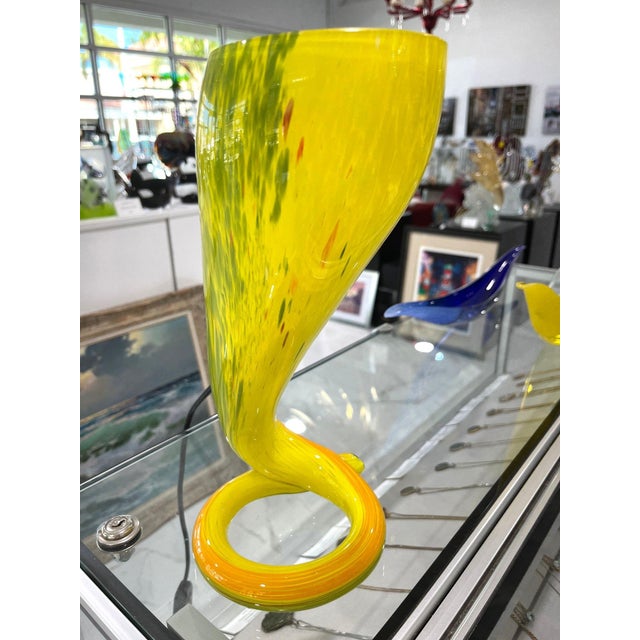 This is a very lovely and contemporary blown glass table or desk lamp from the furnaces of Murano's Barovier & Toso....
