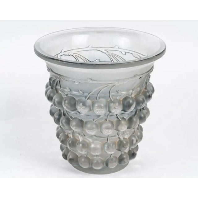 Montmorency Vase by René Lalique, 1930 For Sale - Image 3 of 5