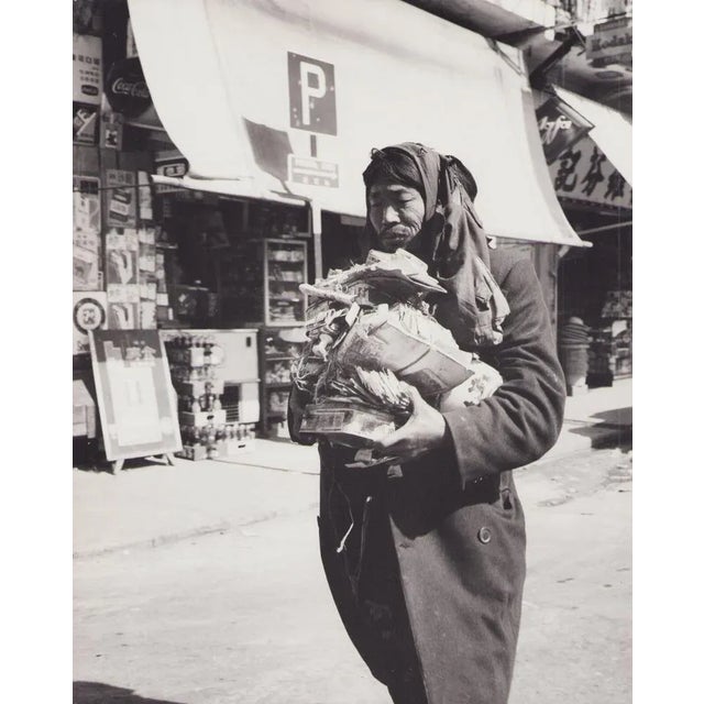 Hanna Seidel, Hong Kong Collector Man, 1960s, Silver Gelatin Print For Sale - Image 3 of 3