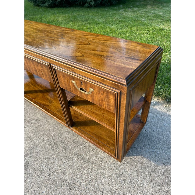 Drexel Heritage Accolade Campaign Console Table - Vintage Sideboard or Sofa Table With Brass Hardw For Sale - Image 6 of 12