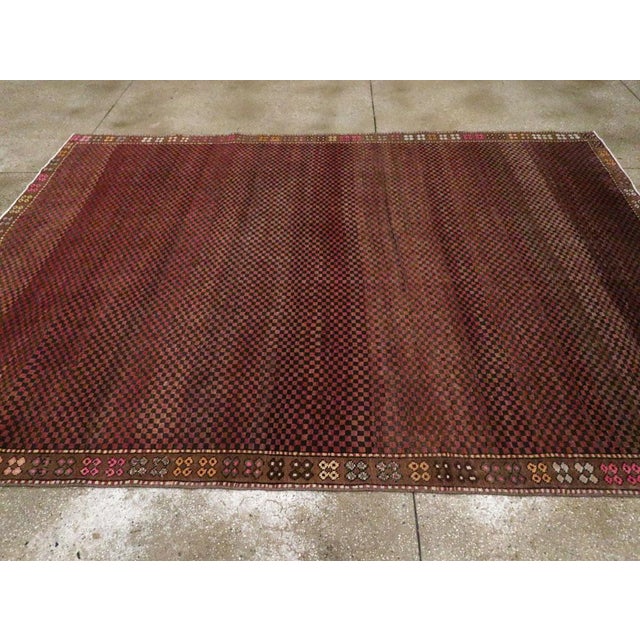 Galerie Shabab Collection Mid-20th Century Handmade Turkish Anatolian Small Room Size Carpet For Sale In New York - Image 6 of 10