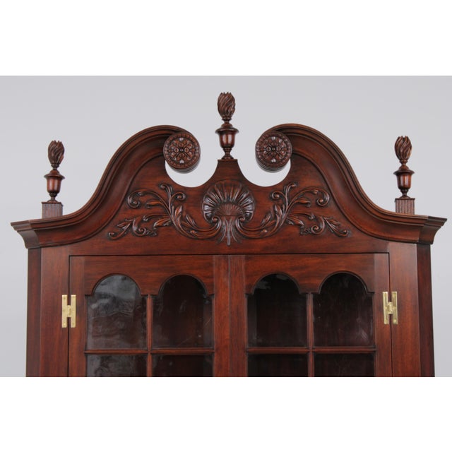 Pair Henkel Harris Chippendale Mahogany Corner Cabinets For Sale - Image 9 of 18