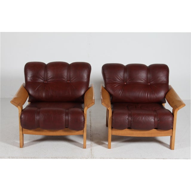 Mid-Century Modern Brutalist Lounge Chairs in Oak and Reddish Brown Leather, 1970s, Set of 2 For Sale - Image 3 of 17