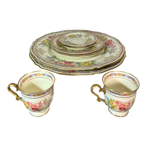 Mid 20th Century Rosenthal Bavaria Evelyn Demitasse Cup & Plate Set- 8 Pieces