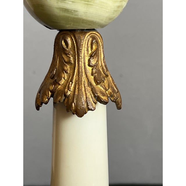 French 1950s Neoclassical Marble Column & Sphere Table Article With Bronze Accent and Wood Base For Sale - Image 3 of 7