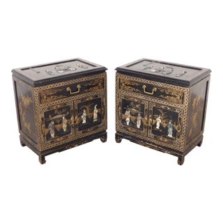 Pair 1950s Vintage Made in Macau Black Chinoiserie Nightstands /Bedside Commodes For Sale