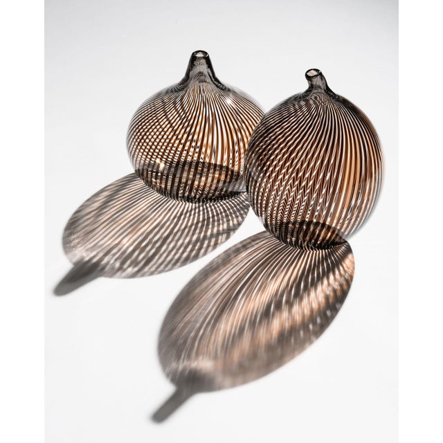 Postmodern Filigrana Glass Vases by Hertha Bengtson and Mario Colelli for Rosenthal, 1980s, Set of 2 For Sale - Image 3 of 15