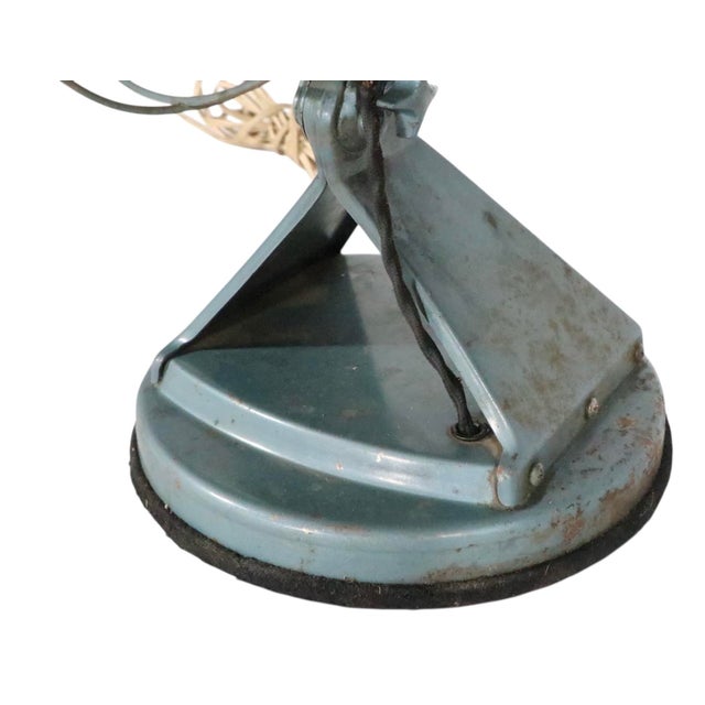 Vintage Industrial Style Oscillating Table Fan by Mimar Model 412 X For Sale - Image 9 of 12