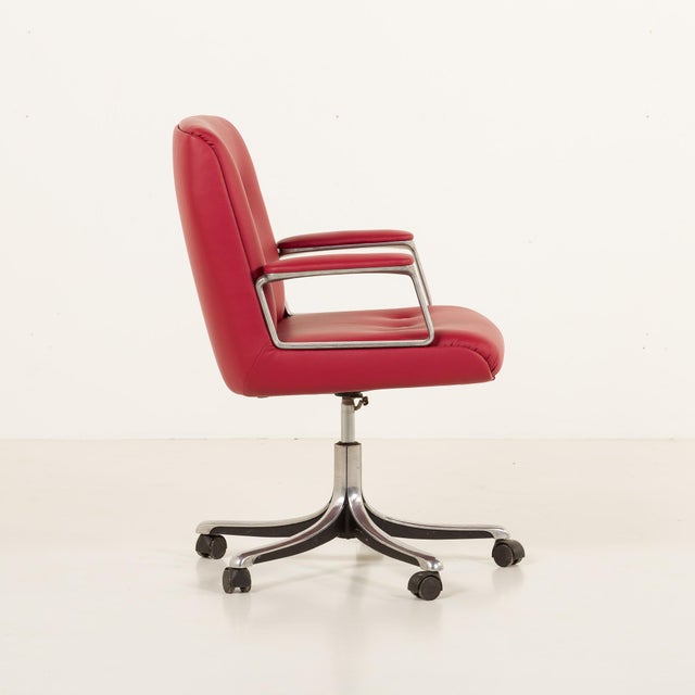 Office Chair by Osvaldo Borsani for Tecno, 1970s For Sale - Image 9 of 17