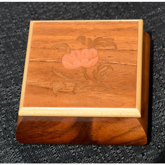 Vintage (1970's) Small Trinket Box has an Italian Style. Made of Wood with Inlaid Floral Details. The Box is Lined. The...